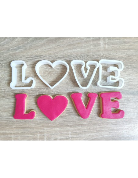 Cortador LOVE para galletas