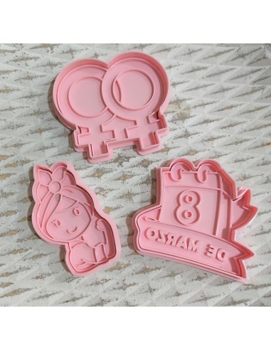 Set 3 Cortadores con Marcador Día de la Mujer